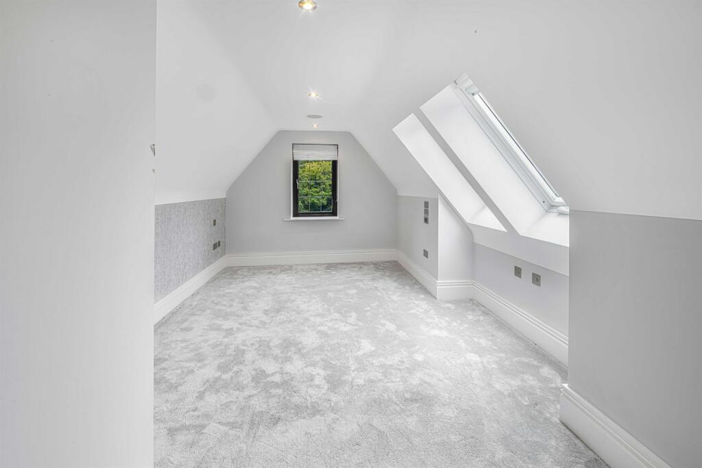 6 bedroom detached house for sale in Springwood, Chapel Lane, Hale Barns, WA15